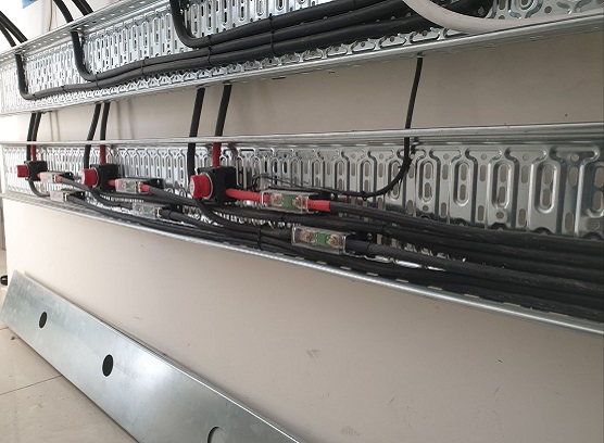 Battery Switch ON/OFF 275A Applied In Inverters Controlpanel